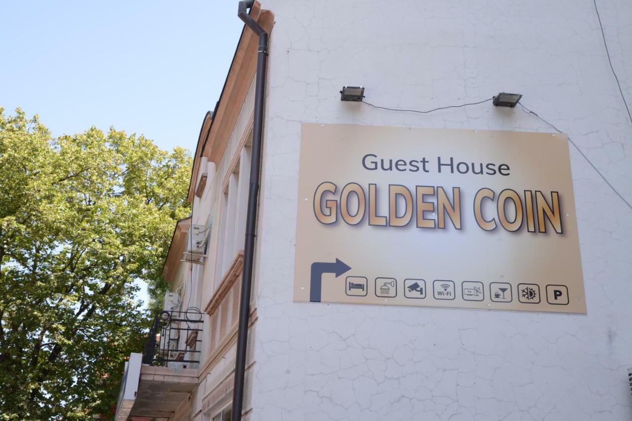 Guest House Golden Coin Nis Ngoại thất bức ảnh